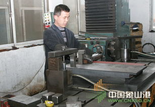 弘鹰严把模具产业链第一关 以精准加工铸就高品质基石